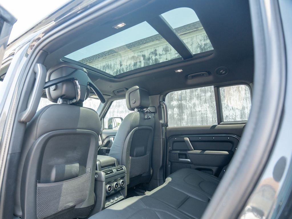 Used 2026 Gray Land Rover X-Dynamic SE image 32