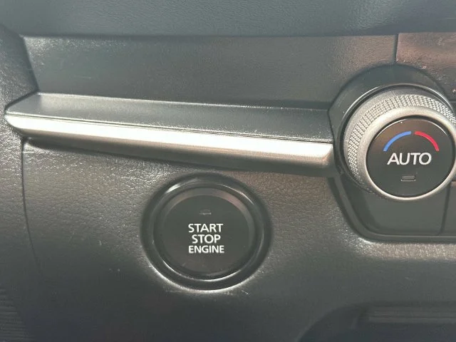Used 2024 Silver Mazda 2.5 S Select Sport image 29