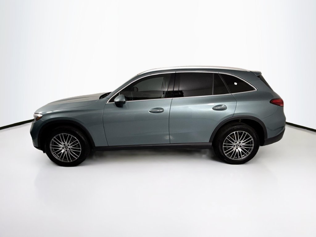 Certified Used 2026 Verde Silver Metallic Mercedes-Benz GLC 300 image 8
