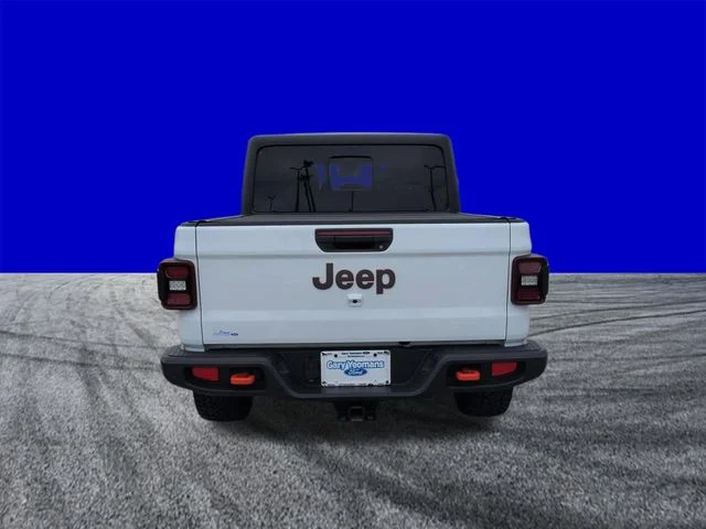 Certified Used 2024 Bright White Clearcoat Jeep Mojave image 5