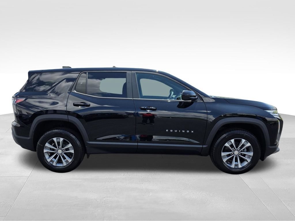 New 2026 Mosaic Black Metallic Chevrolet LT image 4