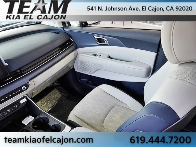 New 2026 White Kia EX image 27