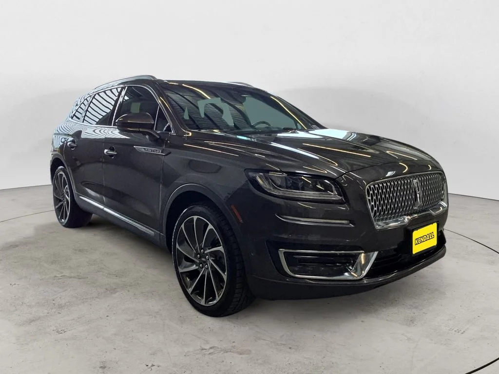 Used 2020 Gray Lincoln Reserve image 3