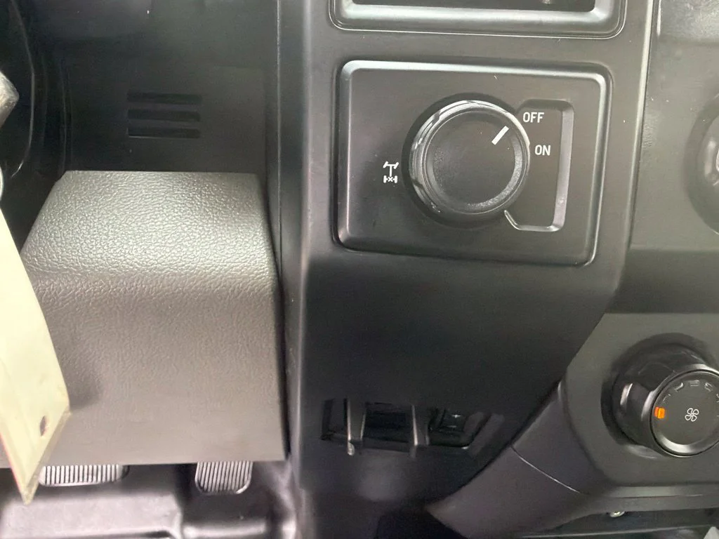 Used 2018 Oxford White Ford XL image 14