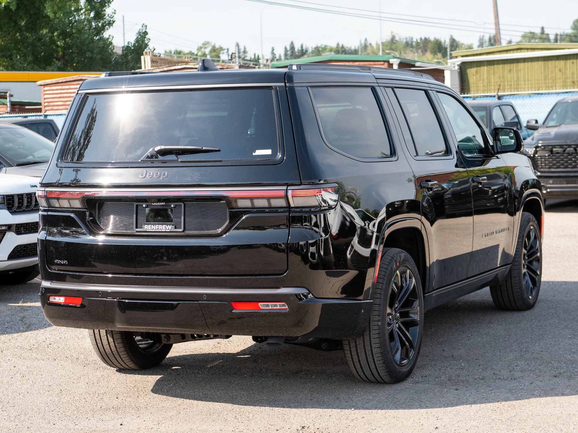 New 2026 Black Jeep Summit Reserve* image 5