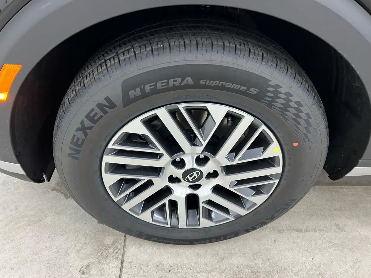 New 2026 Abyss Black Pearl Hyundai SEL AWD image 7