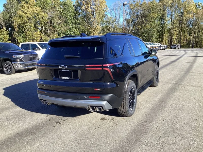 2027 Chevrolet Traverse Z71 - Photo 7