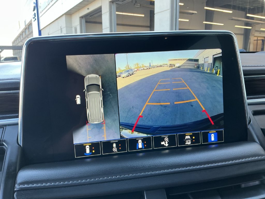 Used 2022 BLACK Chevrolet Z71 image 22