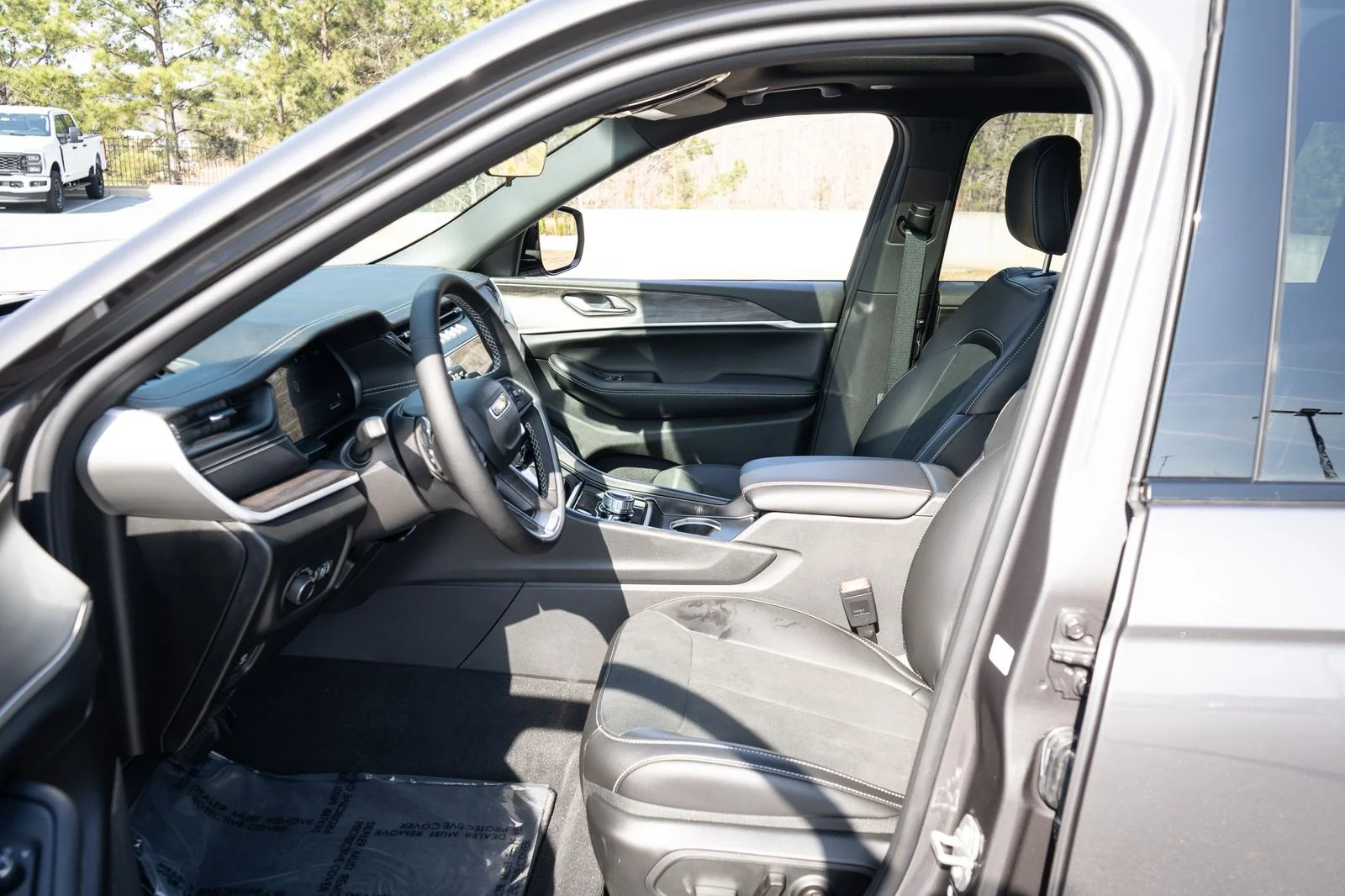 New 2026 Gray Jeep Altitude image 14