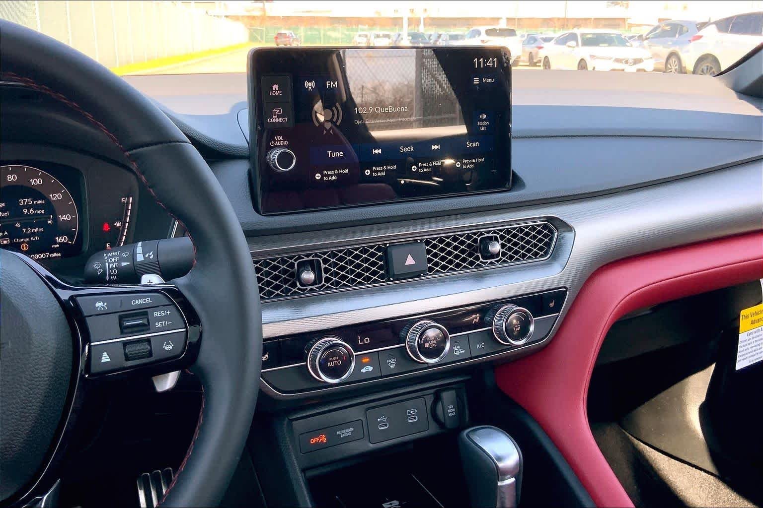 View vehicle photo 6