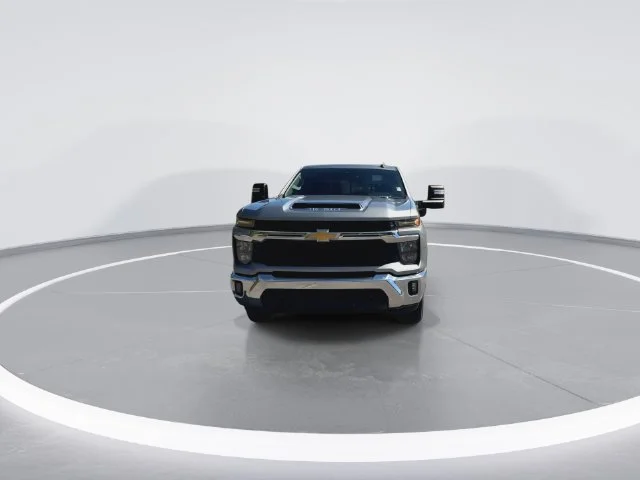 Used 2024 Gray Chevrolet LT image 3