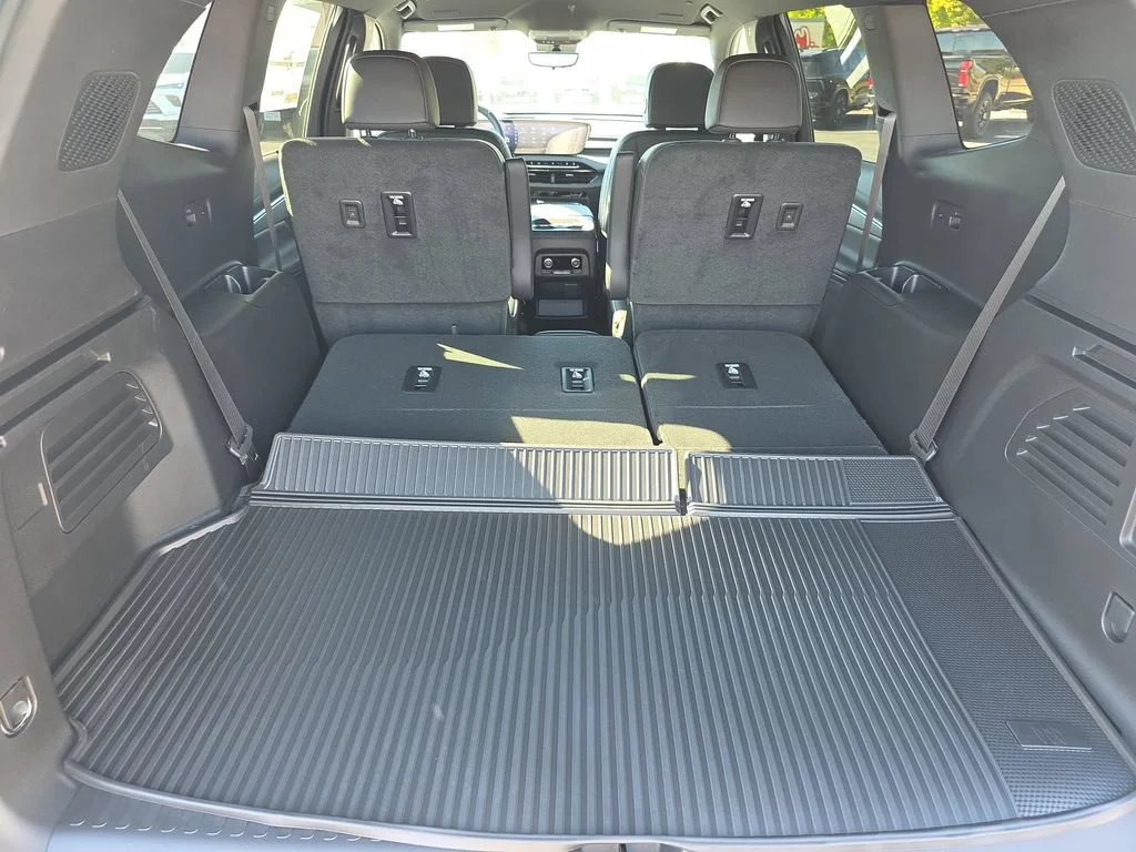 2026 Buick Enclave Preferred - Photo 8