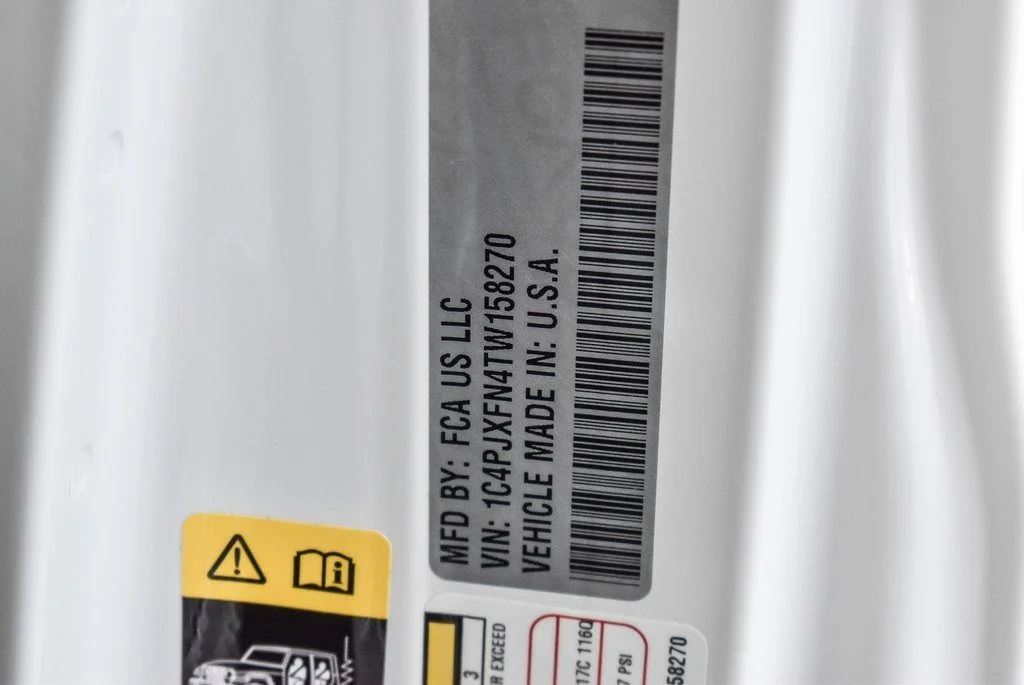 New 2026 Bright White Clearcoat Jeep Rubicon image 27