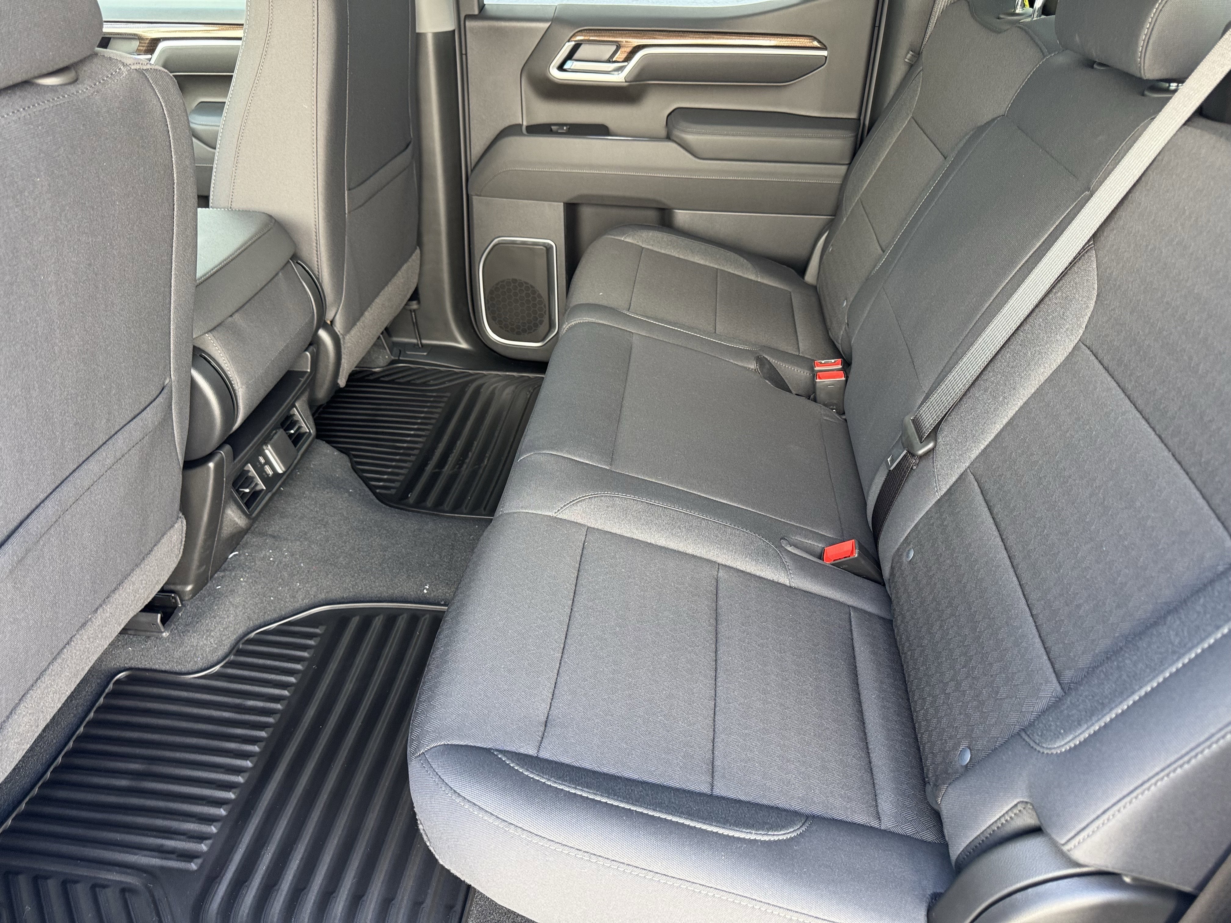 Used 2026 Summit White Chevrolet LT image 15
