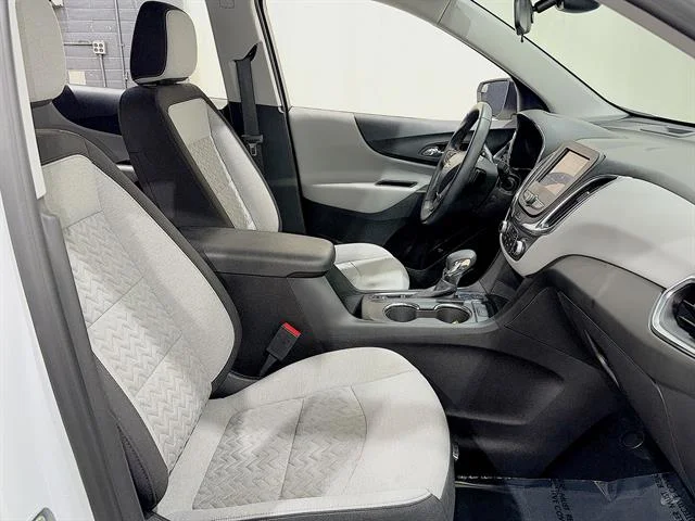 Used 2023 Summit White Chevrolet LT image 25