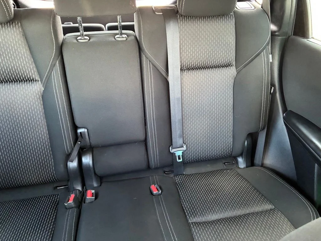 Used 2022  Mitsubishi ES image 14
