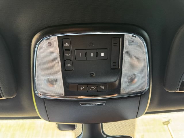 Used 2021 Black Jeep Laredo X image 24