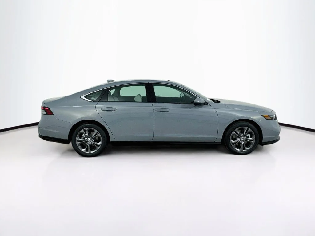 New 2026 Urban Gray Pearl Honda EX-L image 8