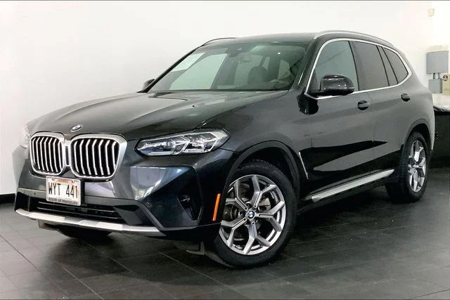 Used 2024 Dark Graphite Metallic BMW xDrive30i image 1