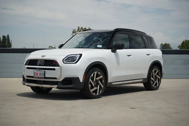 2027 MINI Countryman Iconic