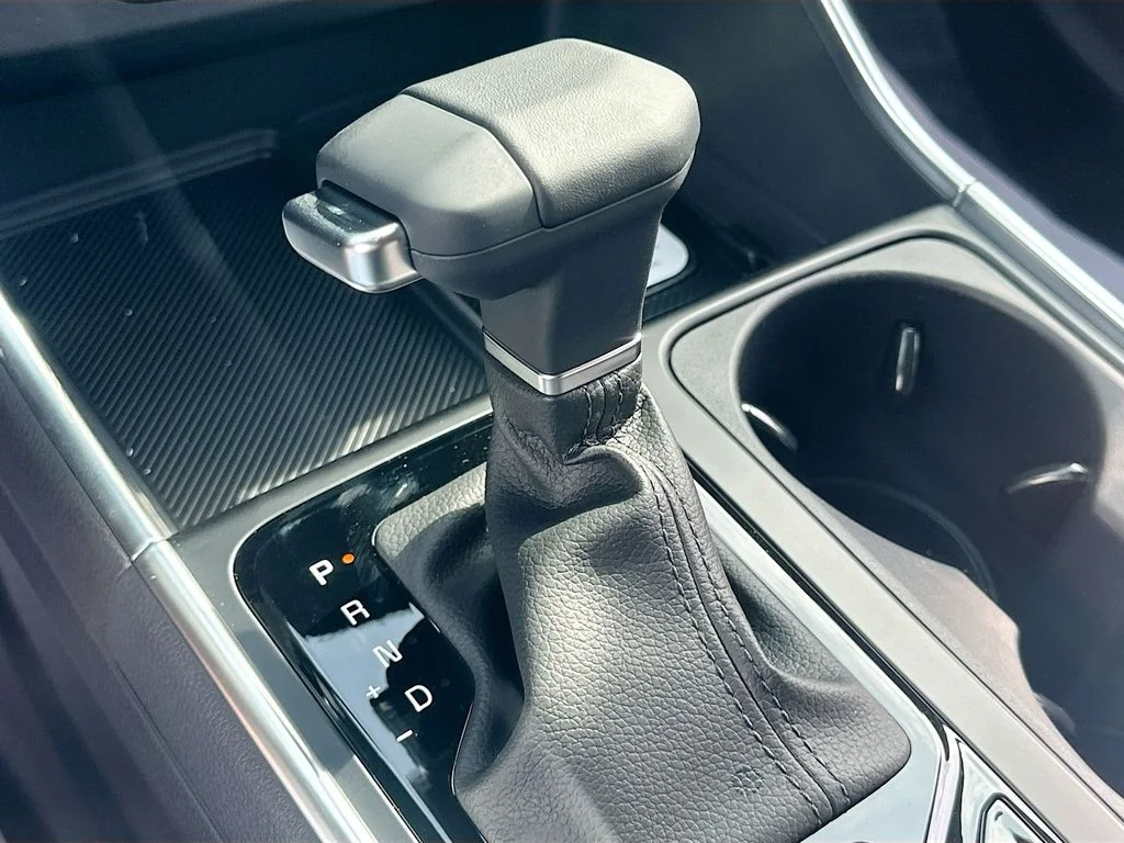 New 2026 Snow White Pearl Kia SX image 17