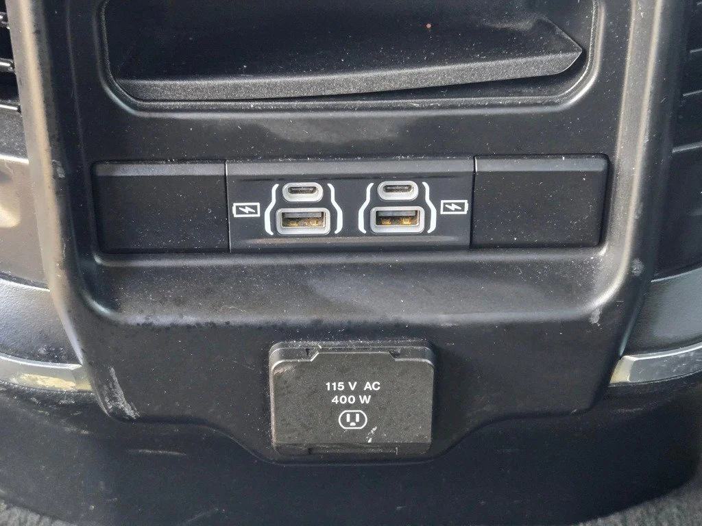 Used 2024 Silver Ram Laramie image 18