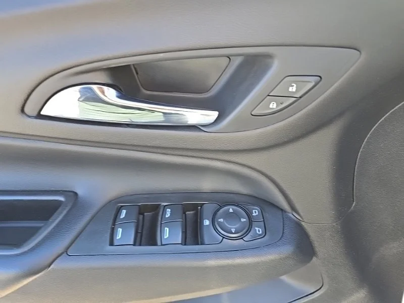 Used 2021 Silver Chevrolet LT image 22