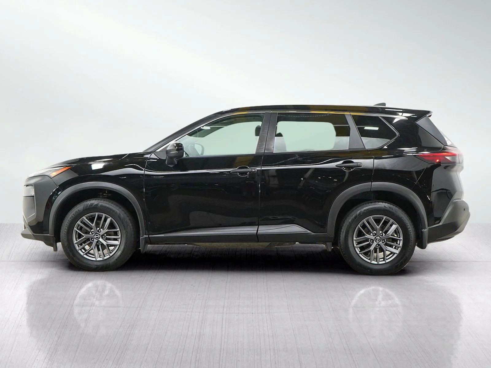 Used 2022 Nissan Rogue S with VIN 5N1AT3AB0NC682537 for sale in Wayzata, Minnesota
