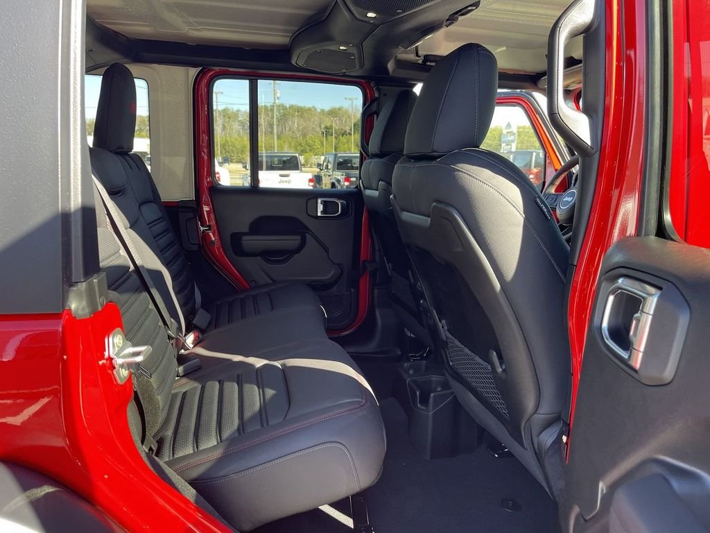 New 2024 Firecracker Red Clear-Coat Exterior Paint Jeep Rubicon image 23