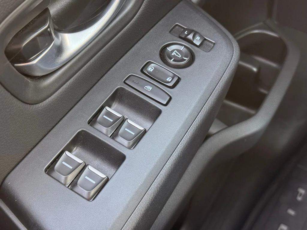 2025 Honda Pilot Touring - Photo 33