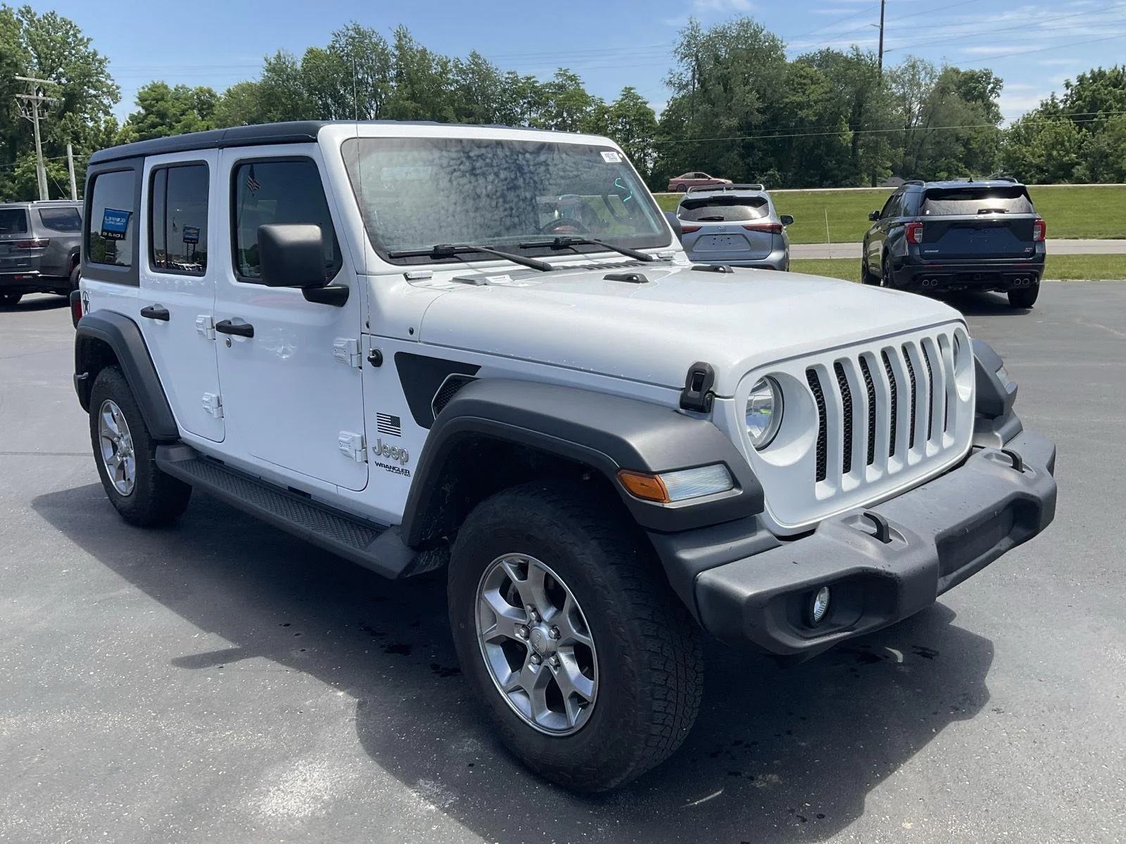 Used 2020 Bright White Clearcoat Jeep Freedom image 3
