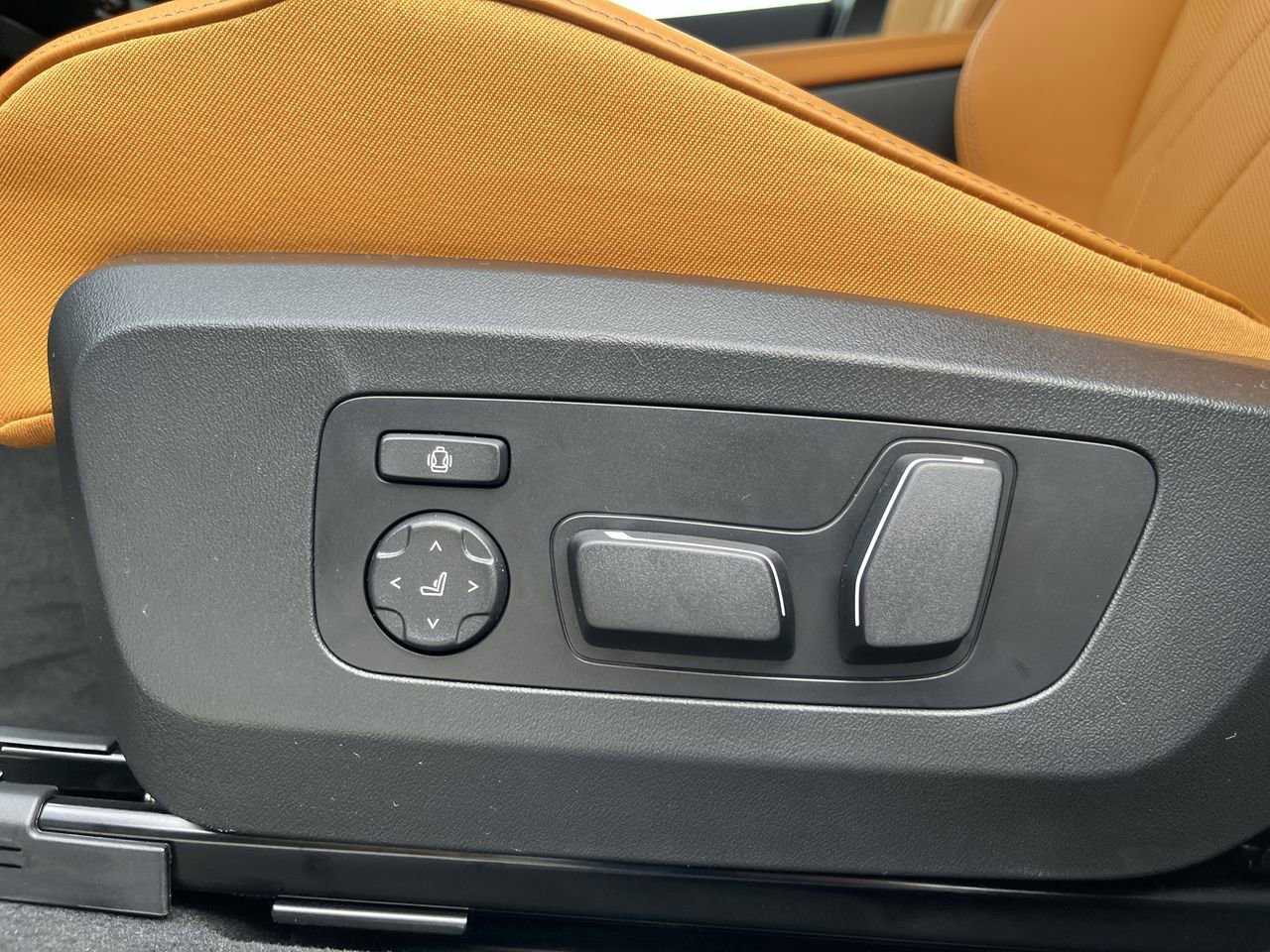 2025 BMW X3 30 - Photo 15