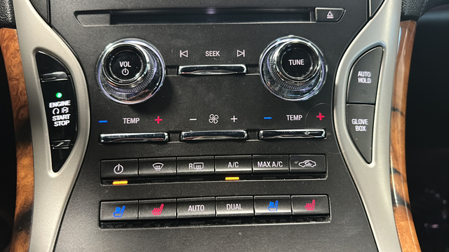 Used 2020 Infinite Black Lincoln Reserve image 18