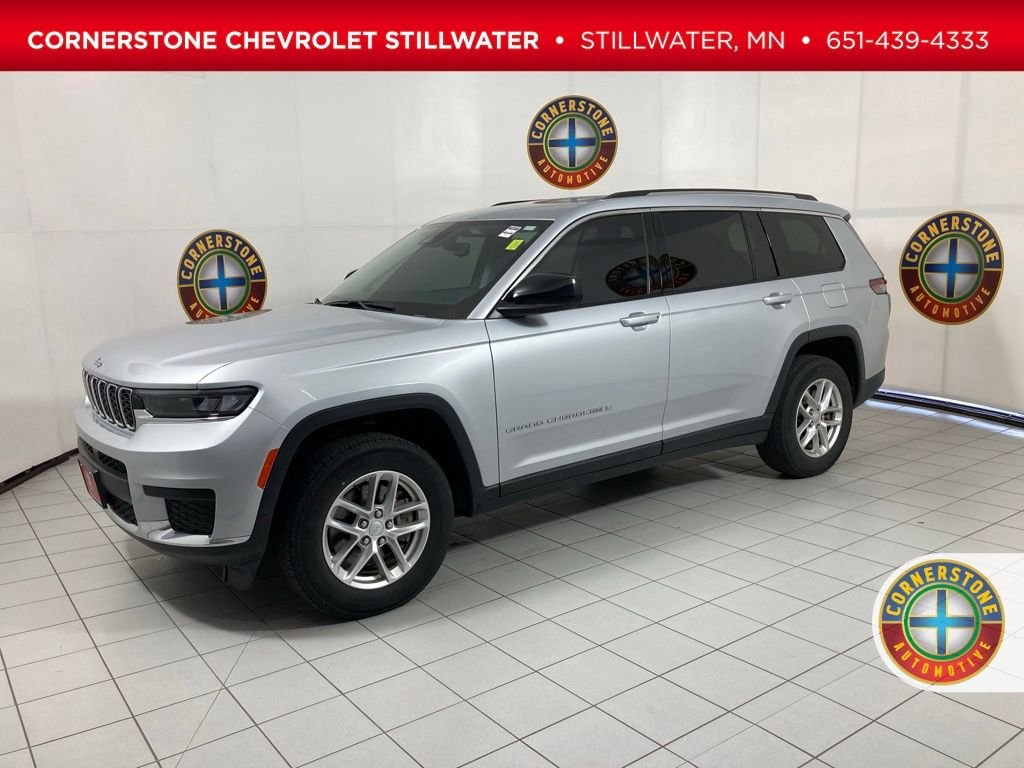 2023 Jeep Grand Cherokee L Laredo 4x4's photo