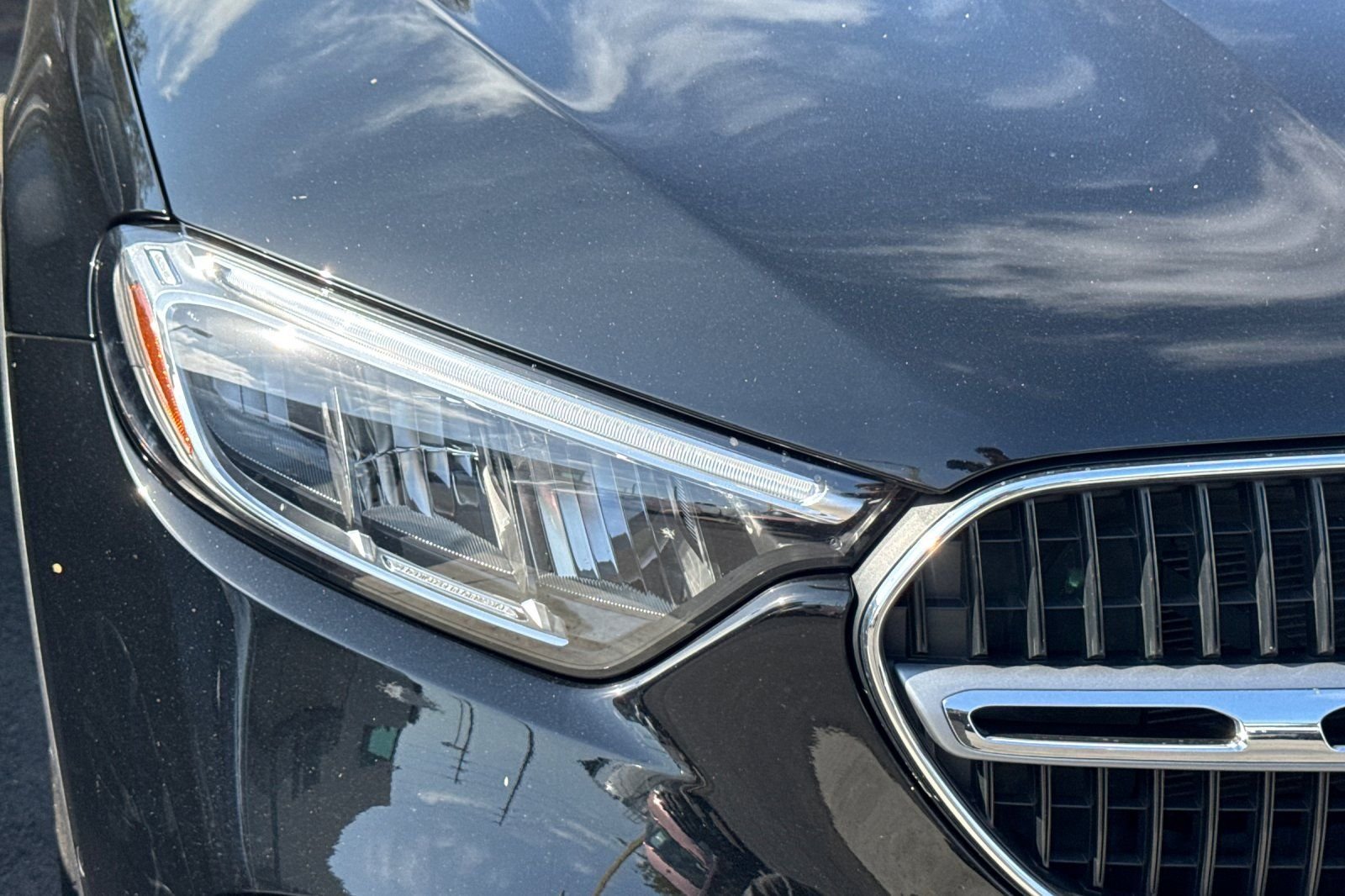 Used 2024 Black Mercedes-Benz GLC 300 image 10