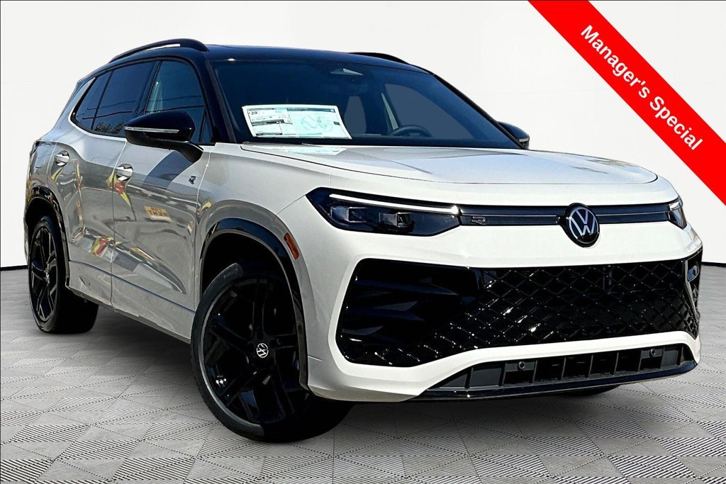 2026 Volkswagen Tiguan SE R-LINE BLACK