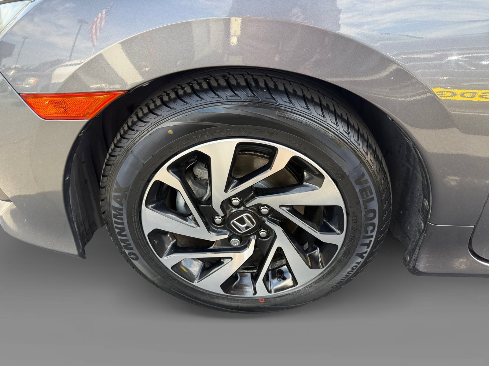 Used 2018 Polished Metal Metallic Honda LX-P image 9
