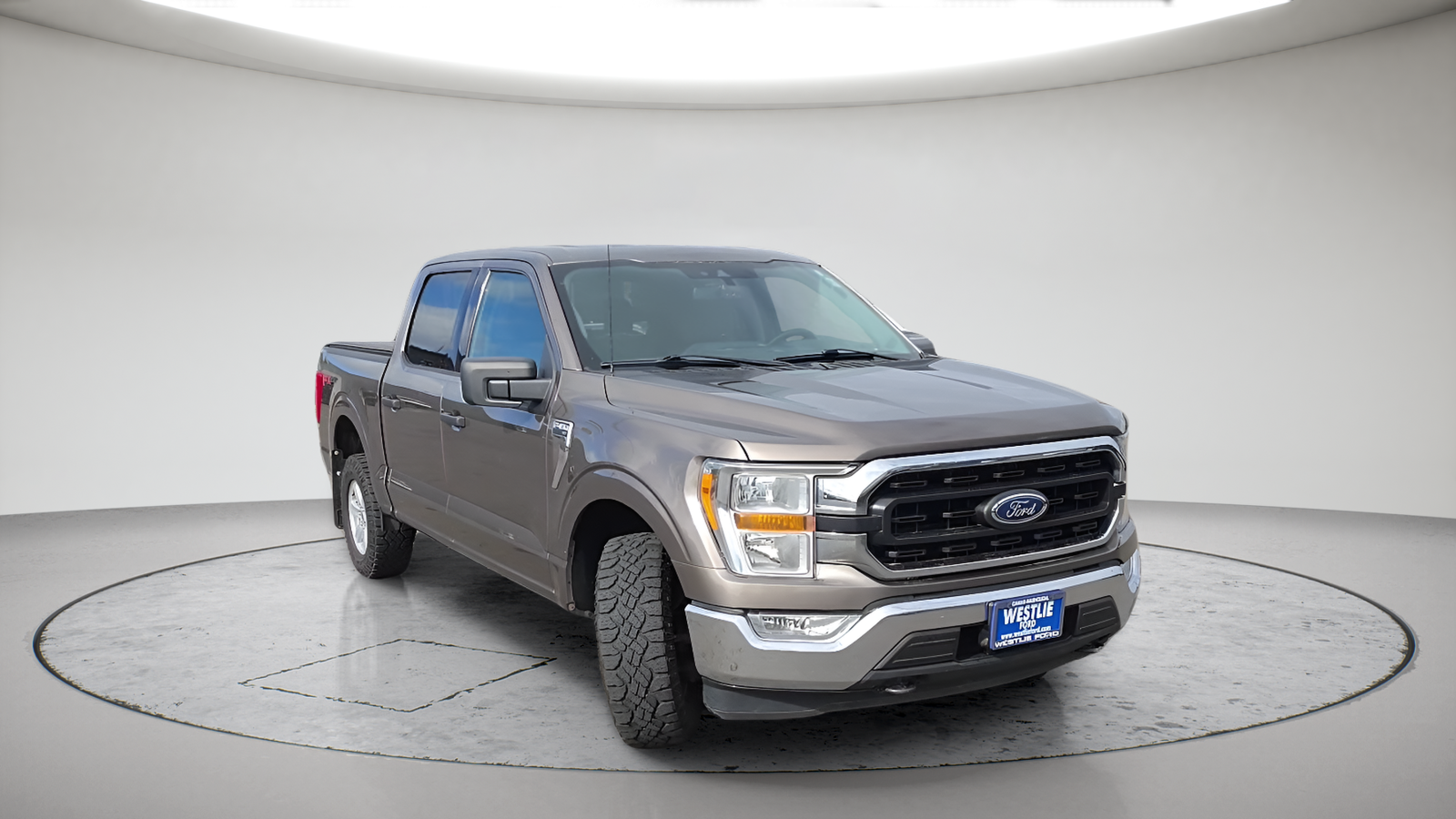 Used 2021 Stone Gray Metallic Ford XLT image 3