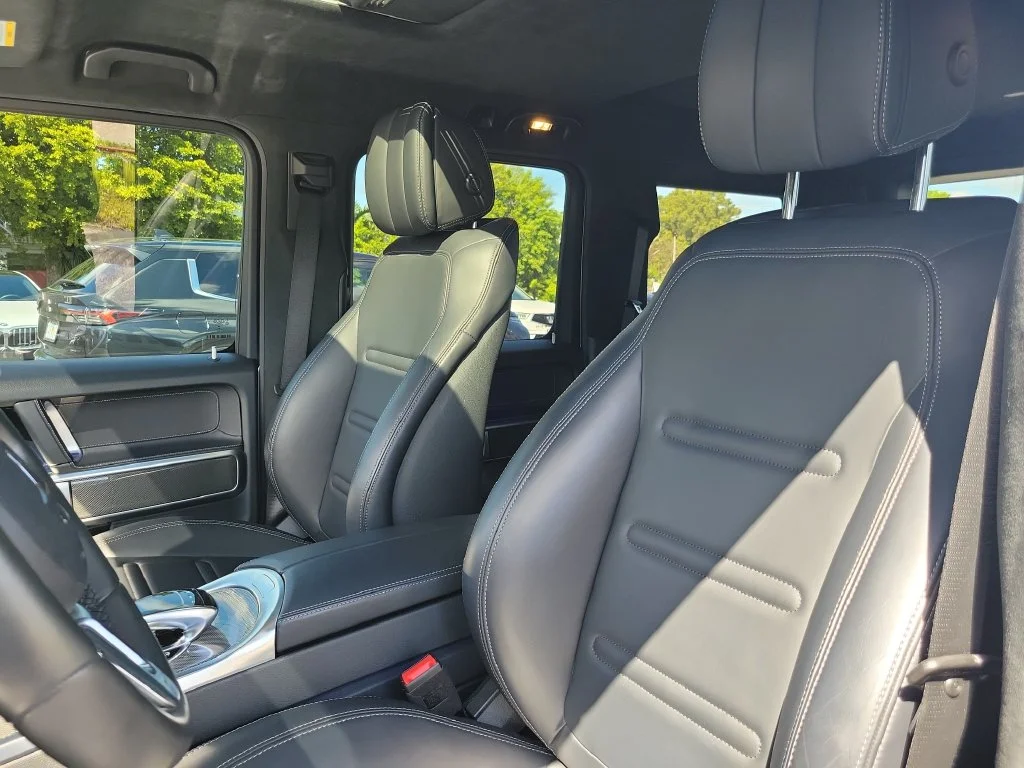 Used 2021 Blue Mercedes-Benz G 550 image 25