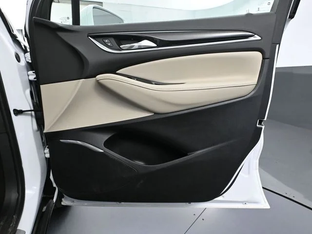 Used 2019 White Buick Essence image 46