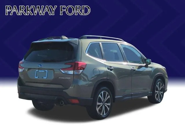 Used 2021 Green Subaru Limited image 5