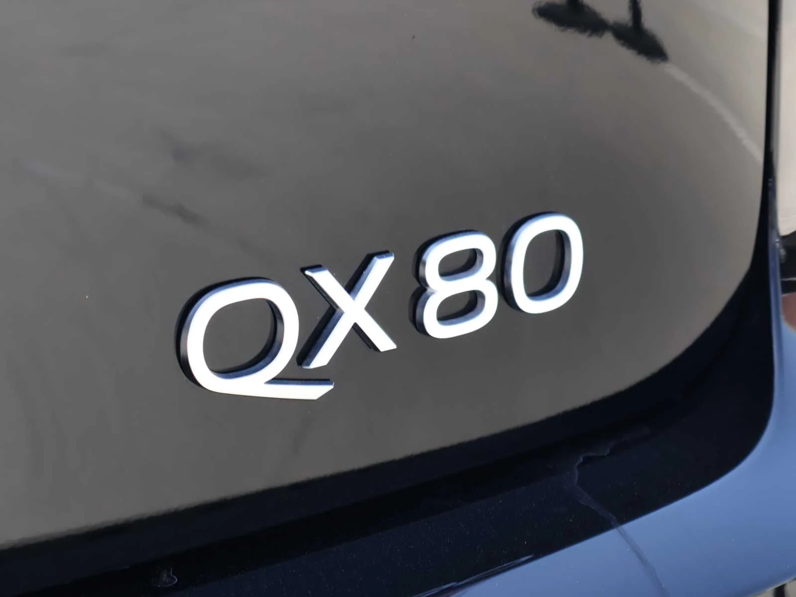 Certified Used 2026 Black Obsidian INFINITI LUXE image 13