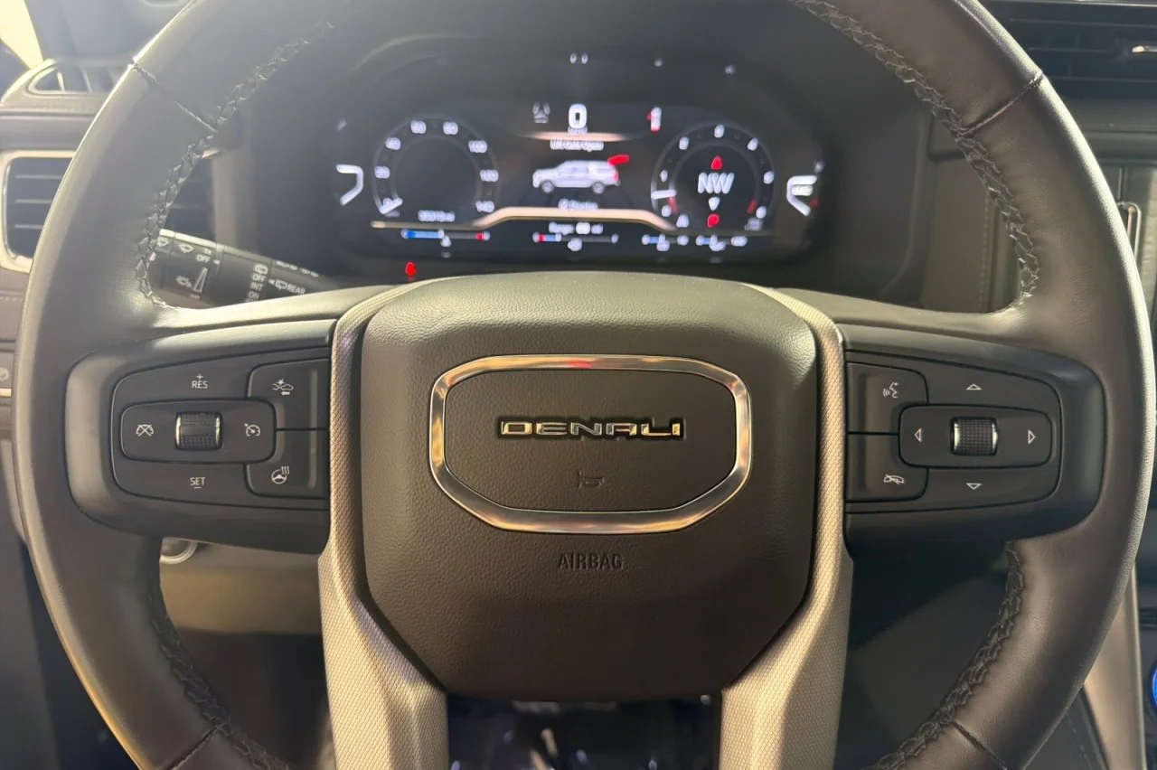 Used 2023 MIDNIGHT BLUE GMC Denali image 22