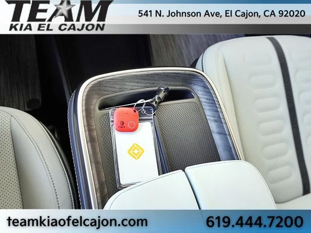 Used 2026  Rivian  image 37
