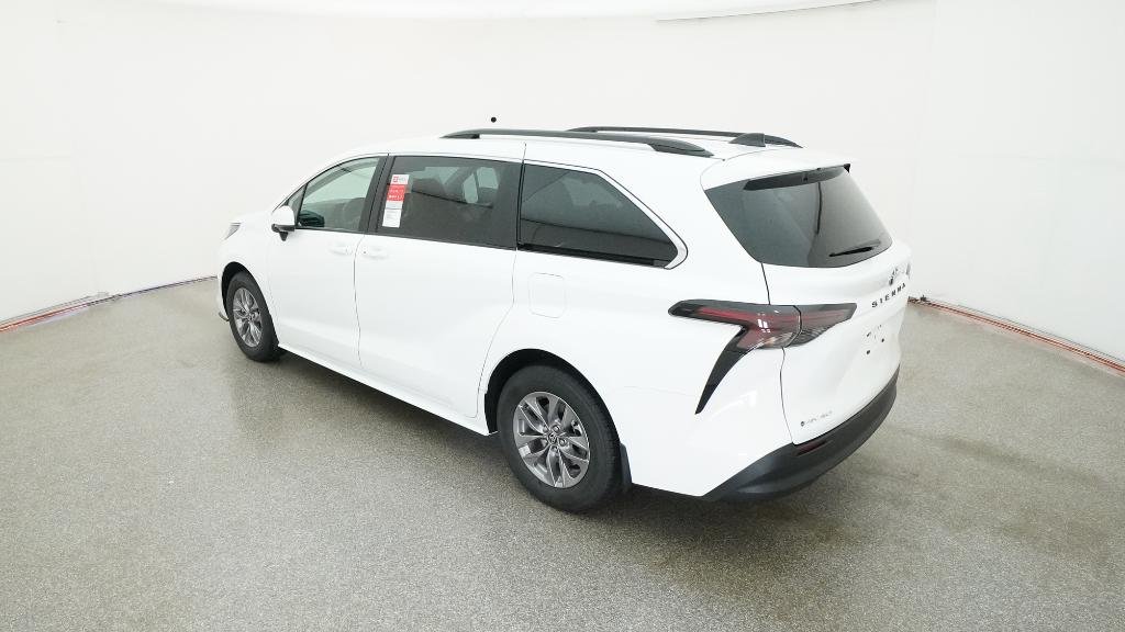 New 2026 Ice Cap Toyota LE image 19