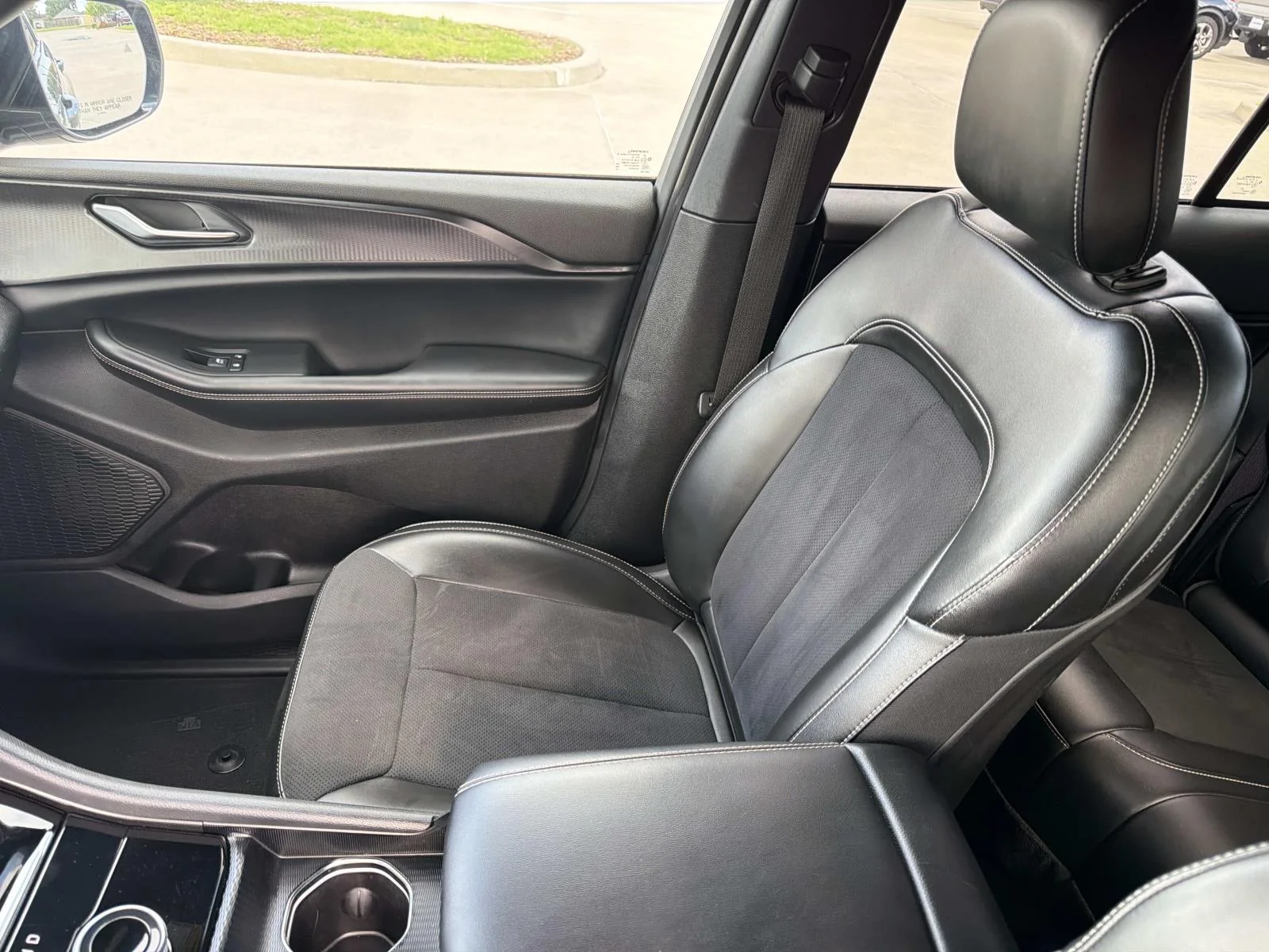 Used 2024 Gray Jeep Altitude X 4x2 image 16