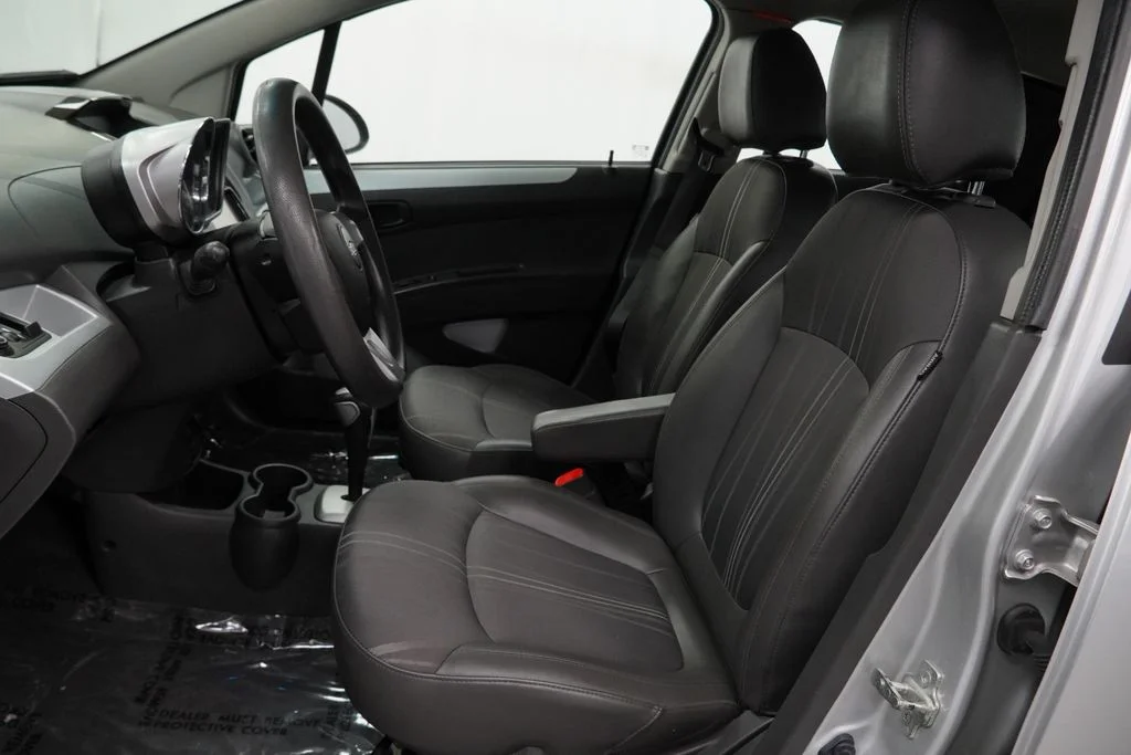 Used 2015 Silver Chevrolet 1LT image 15