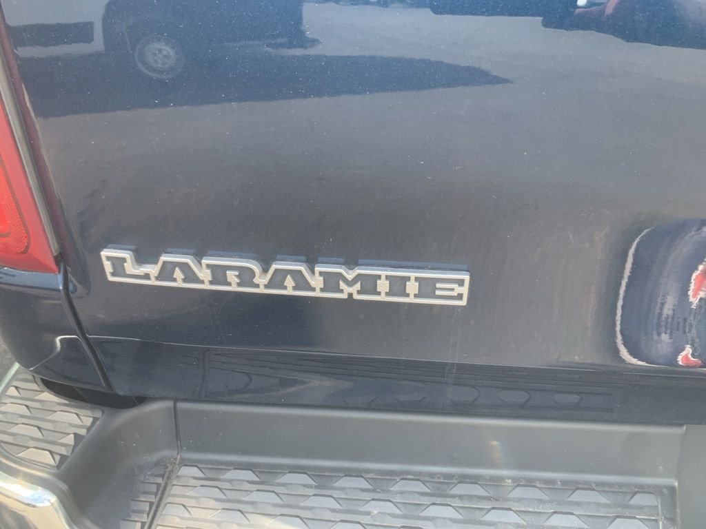 Used 2022 Patriot Blue Pearlcoat Ram Laramie image 8