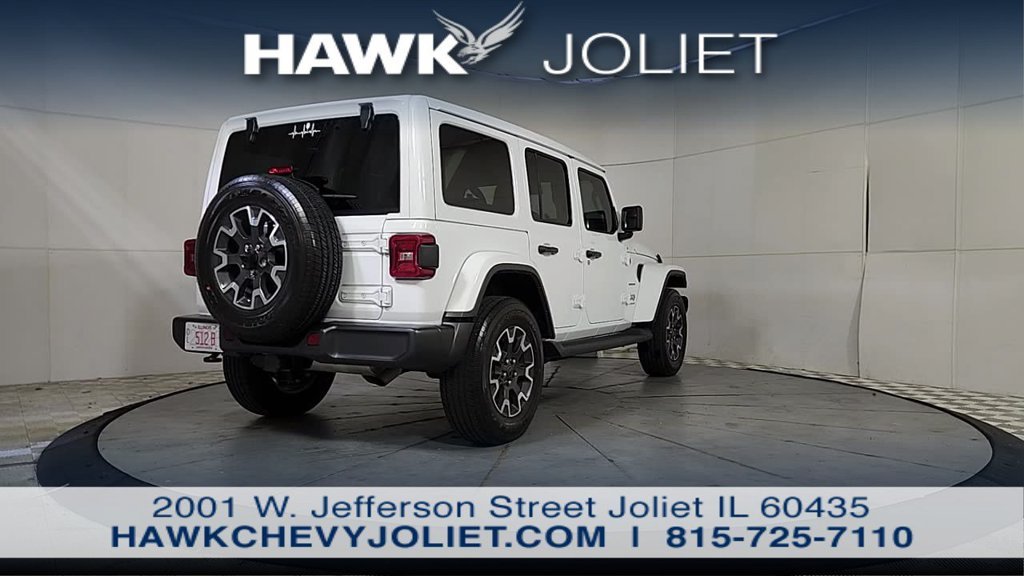 Used 2024 White Jeep Sahara image 6