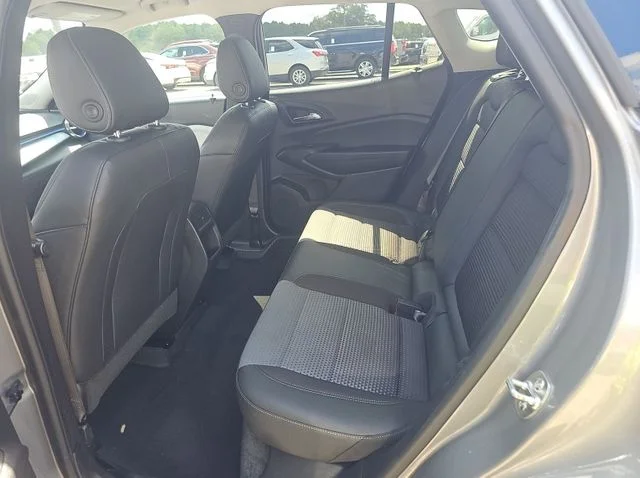 Used 2025 Gray Chevrolet LT image 6